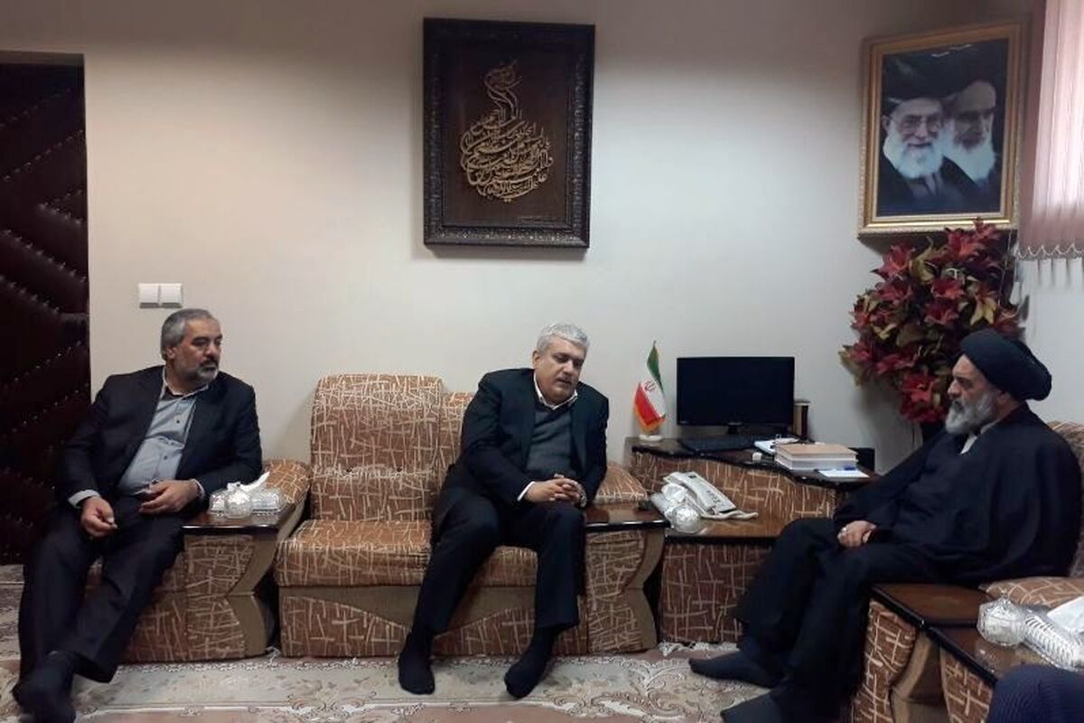سورنا ستاری