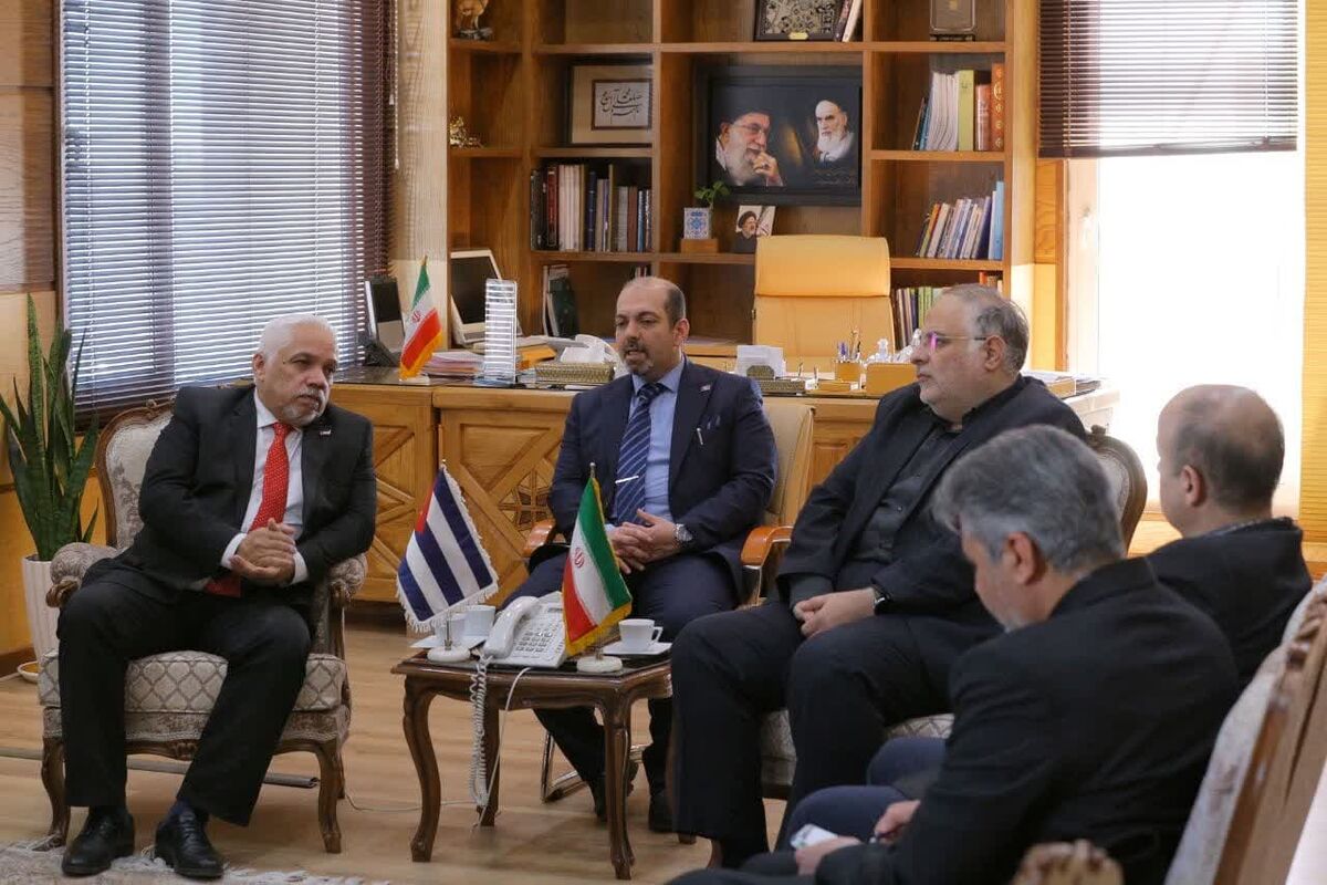 سفیر کوبا در قزوین1