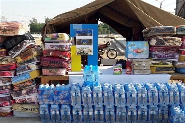 نخستین محموله اهدایی خیران مسجد ساز اصفهانی به مناطق سیل زده لرستان ارسال شد