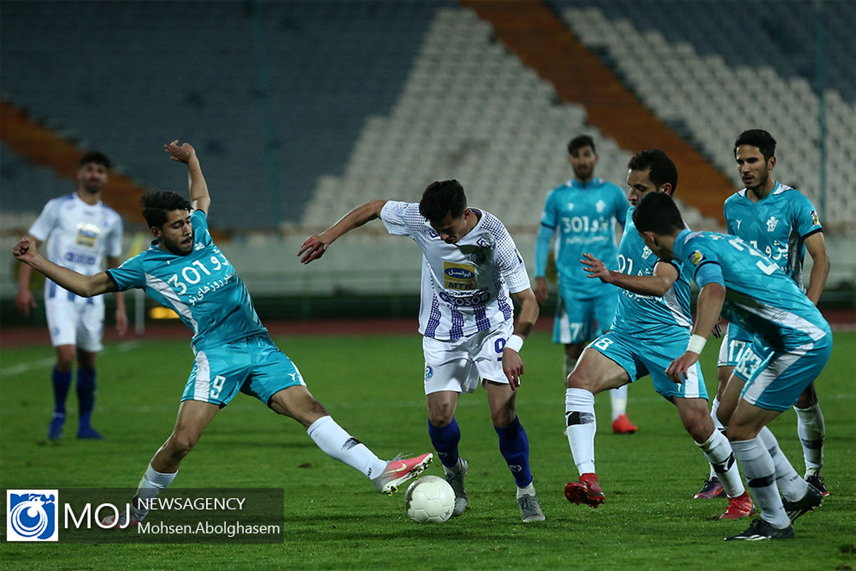 دیدار تیم های فوتبال پیکان و استقلال - ۱۸ آذر ۱۳۹۸