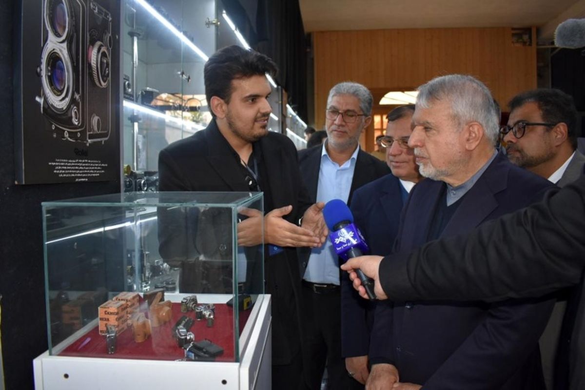 وزیر میراث فرهنگی