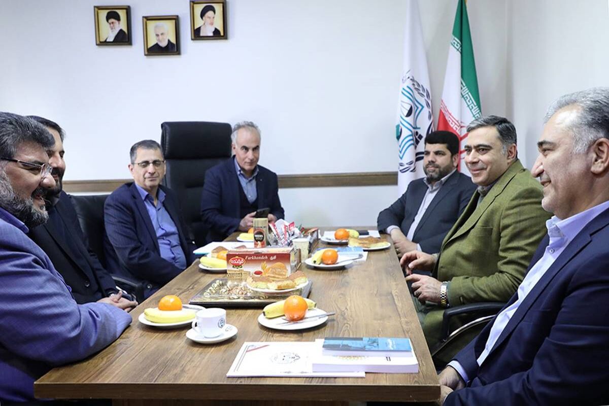 یدار مدیرعامل بانک دی با رئیس مرکز وکلا، کارشناسان رسمی و مشاوران خانواده قوه قضاییه