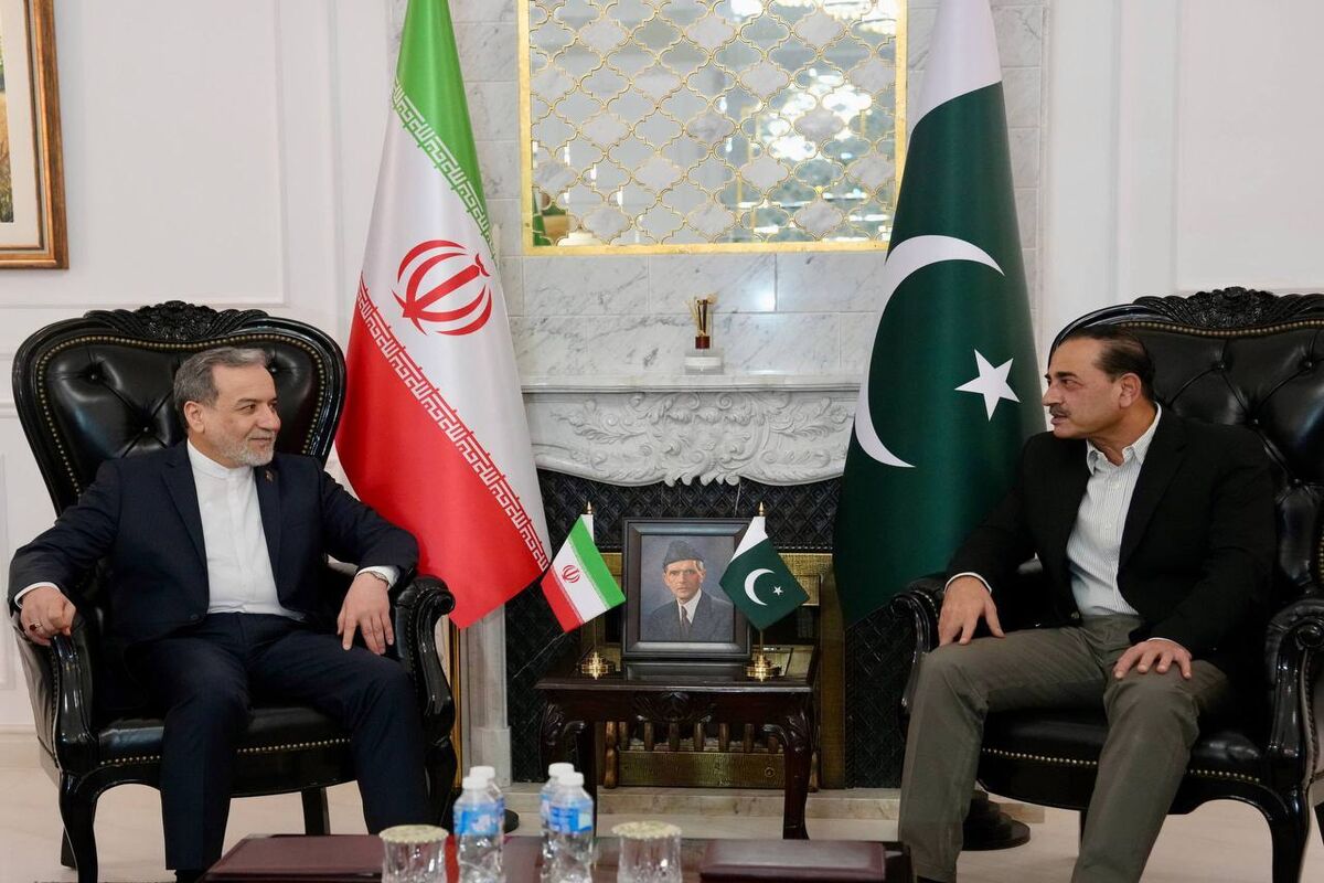 عراقچی+عاصم‌منیر