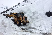 وقوع بهمن در جاده چالوس
