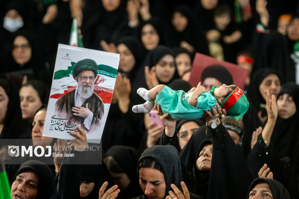 مراسم شیرخوارگان حسینی در مصلی امام خمینی(ره)