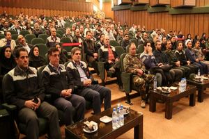 برگزاری همایش بصیرت و گرامیداشت حماسه 9 دی در ذوب آهن اصفهان