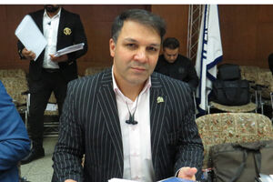 اولین سمینار بدنسازی و پرورش اندام کشور در خمینی شهر برگزار شد