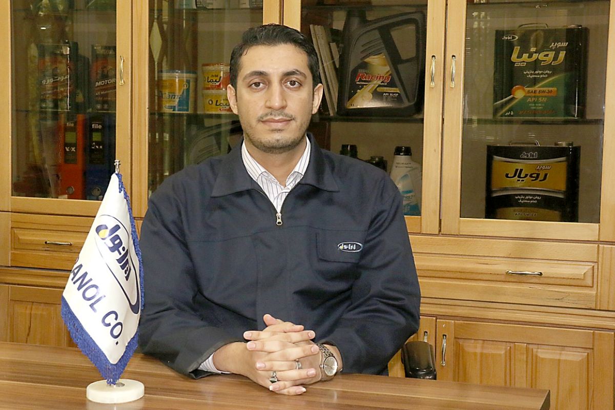 مدیرعملیات فروش صنایع شرکت نفت ایرانول