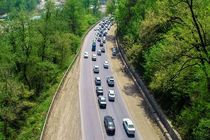 ترافیک سنگین وسایل نقلیه در برخی آزادراه‌ها و محورهای شمالی کشور