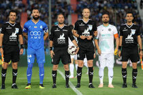 استقلال برابر پیکان ۱۰ نفره متوقف شد