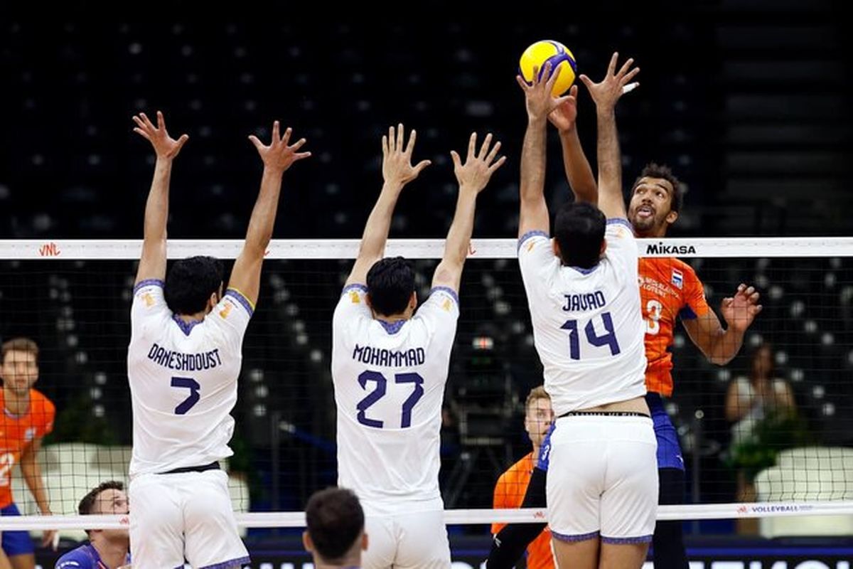 برد دراماتیک تیم ملی والیبال ایران مقابل هلند با درخشش اسماعیل‌نژاد و پیاتزا