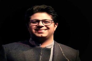 حجت اشرف‌زاده در اصفهان می‌خواند