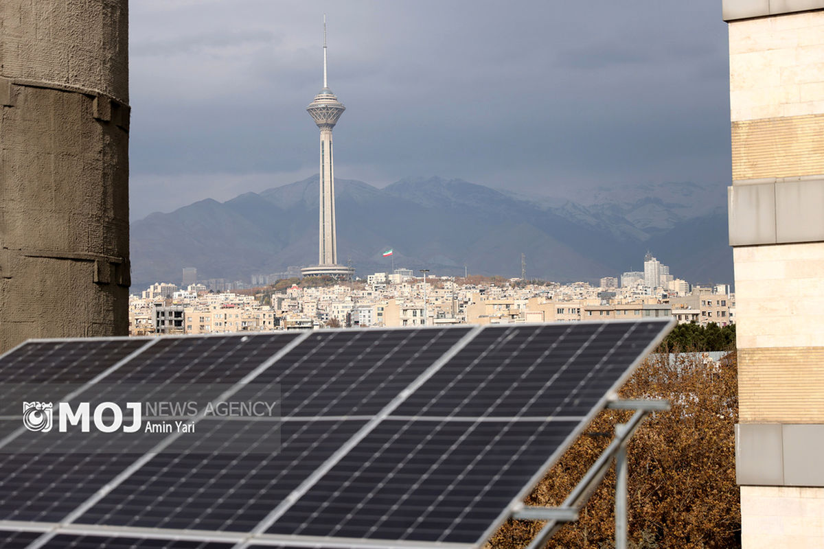پنل خورشیدی