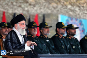آمریکایی‌ ها با چهره‌ خشن و عبوسشان عزت سپاه را بیشتر کردند