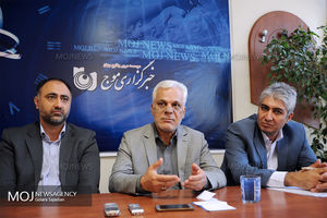 طلایی: مقاومت همراه اول در مقابل ایرانسل در صنعت تکرار می‌شود / در بخش دولتی همه منتظر حقوق سرماه هستند