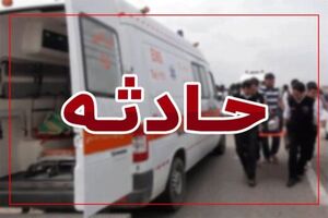 مصدومیت 3 نفر در اثر واژگونی یک دستگاه مینی بوس در خمینی شهر