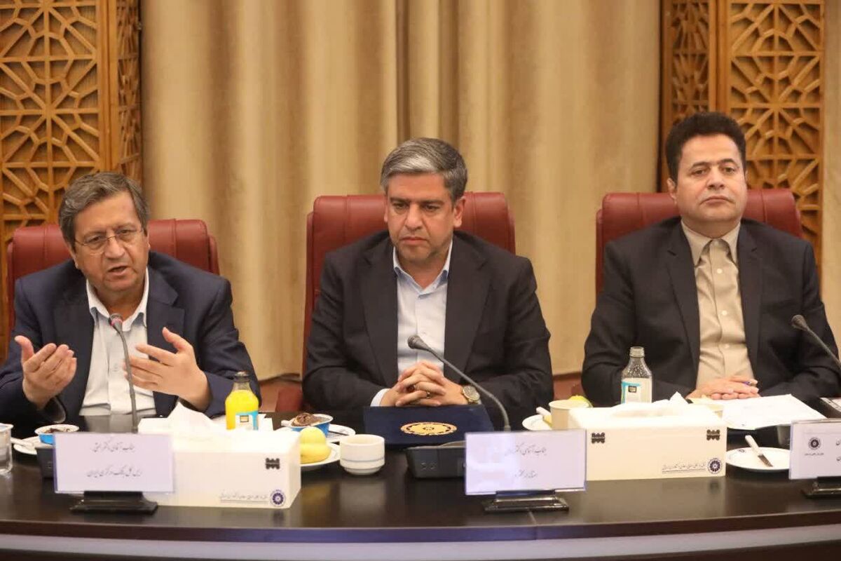 عبدالناصر همتی 