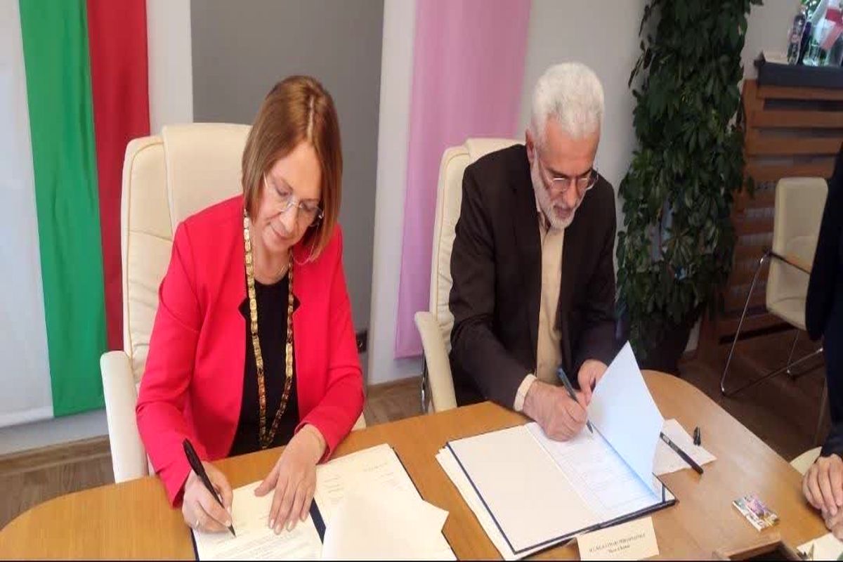 خواهرخواندگی کاشان