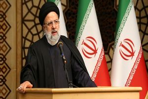 دهه فجر یادآور حرکت عظیم تمدن‌ساز مردم در انقلاب است