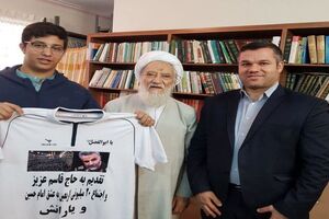 موحدی کرمانی از سید ابولفضل حسینی تقدیر کرد