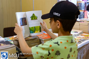 12 تن بار ناشران خارجی وارد گمرک نمایشگاه شد