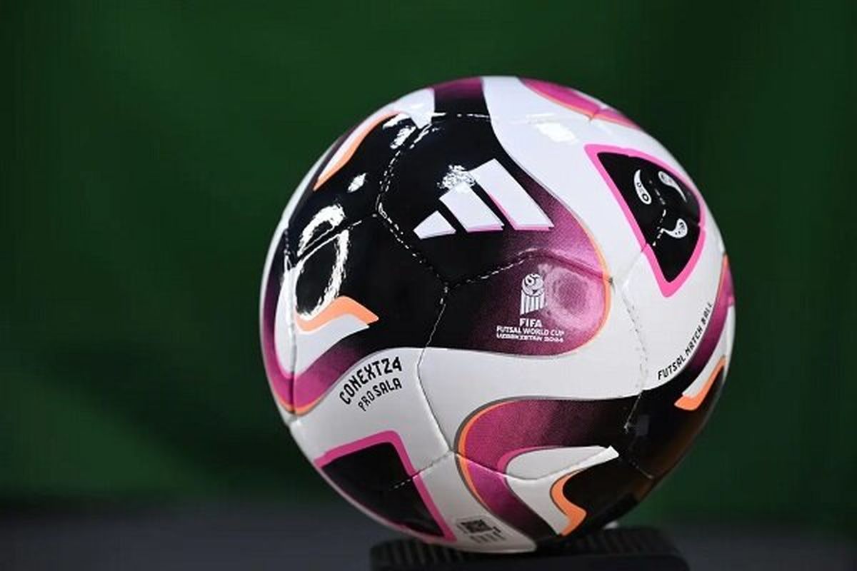 توپ فوتبال توپ فوتسال