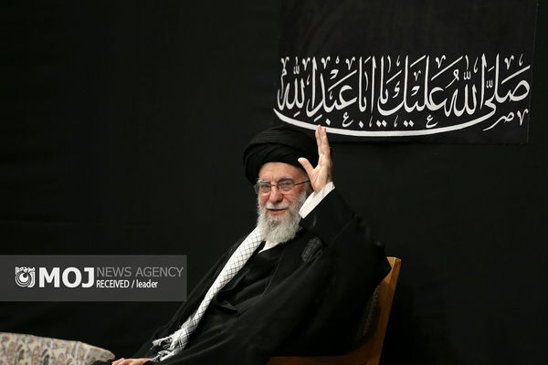 کاریکاتوریست مشهور عرب، حضور رهبری در حسینیه امام خمینی را جهانی کرد+ عکس