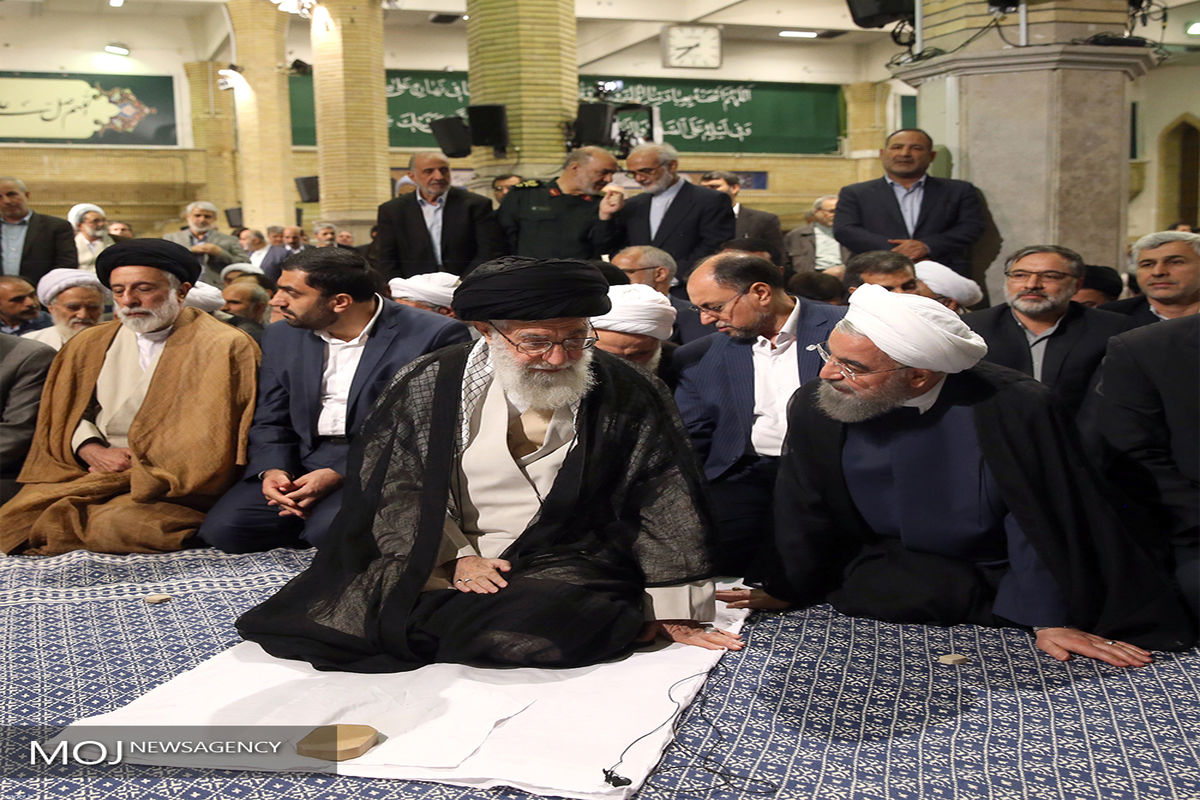 دیدار مسئولان با مقام معظم رهبری