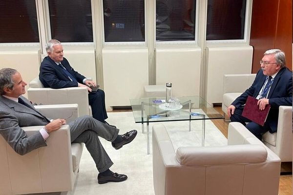 دیدار نماینده روسیه و مدیرکل آژانس در پی قطعنامه ضدایرانی