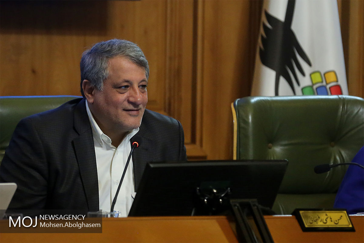 تکریم افشانی ، شهردار سابق در جلسه شورای شهر تهران