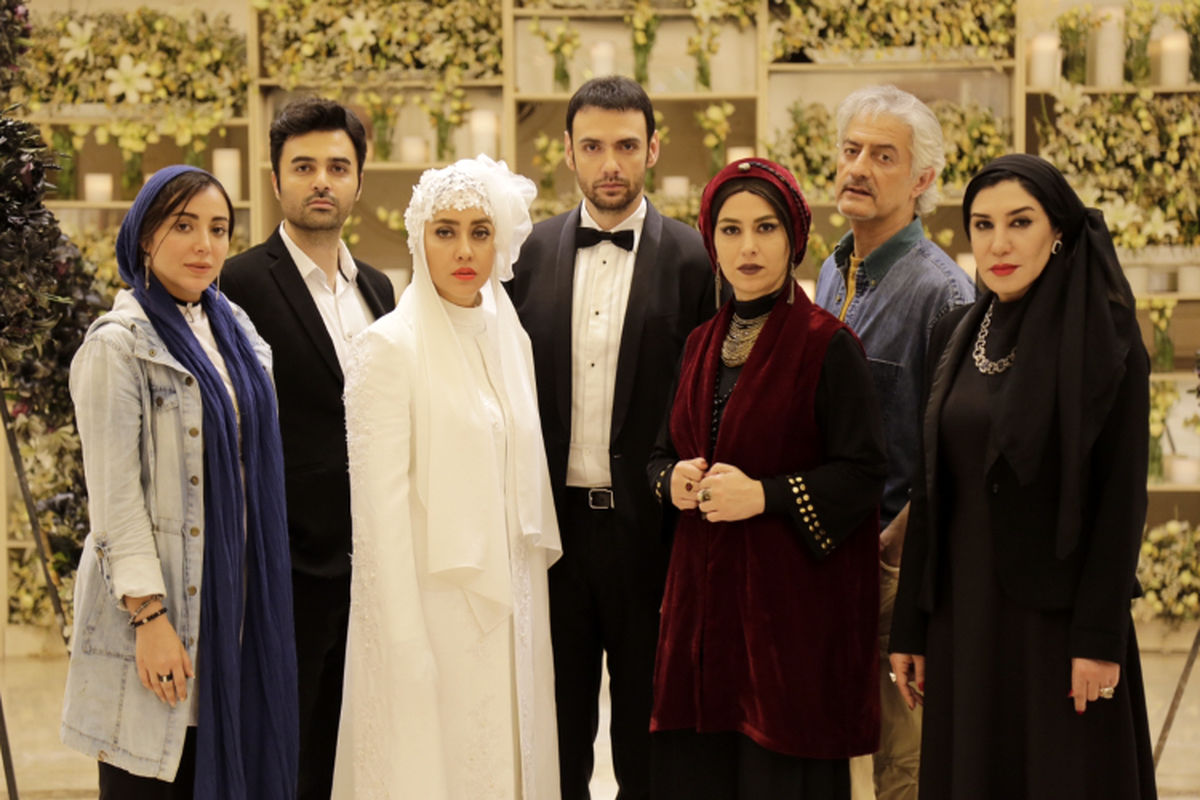 فیلم سینمایی بی وزنی