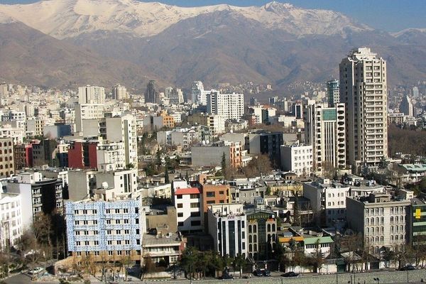 خروج نسبی ساختمان از رشد منفی