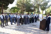 مدیران و بسیجیان شهرداری قم با شهدای دفاع مقدس تجدید میثاق کردند