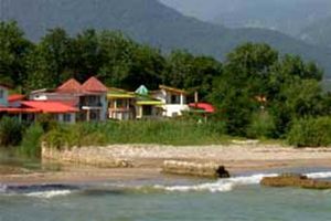 عقب نشینی پلاژهای دولتی پشت خط 60 متری ساحل