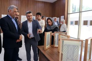 نماشگاه آثار طراحی گره چینی در آرامگاه سعدی افتتاح شد