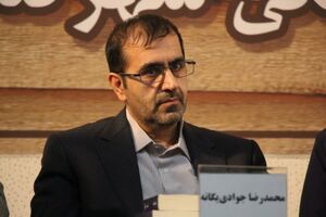 حضور سرزده آیت الله رئیسی در متروی تهران مایه خوشحالی است