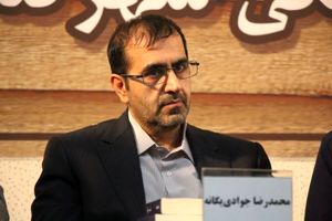 حضور سرزده آیت الله رئیسی در متروی تهران مایه خوشحالی است