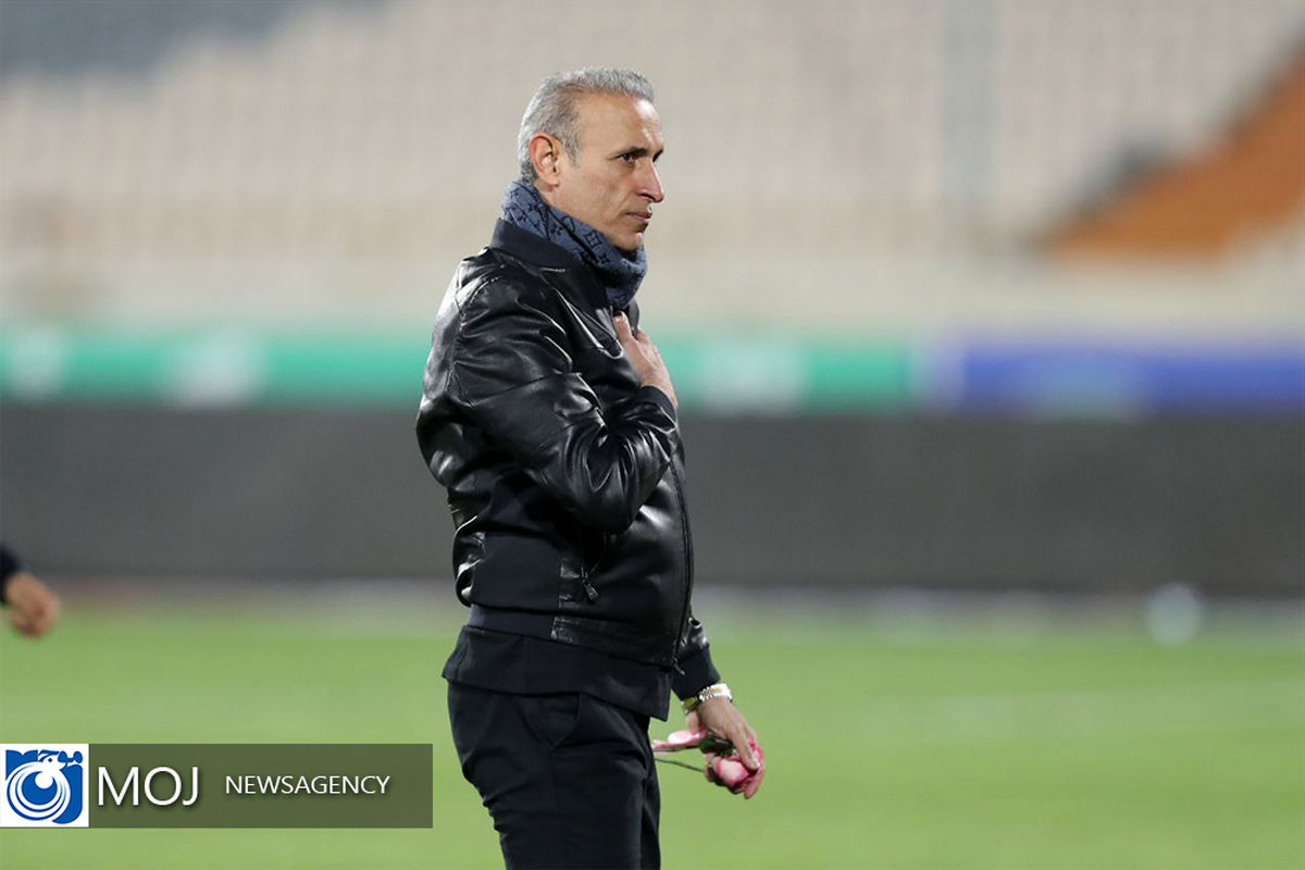 دیدار تیم های فوتبال پرسپولیس و نفت مسجد سلیمان