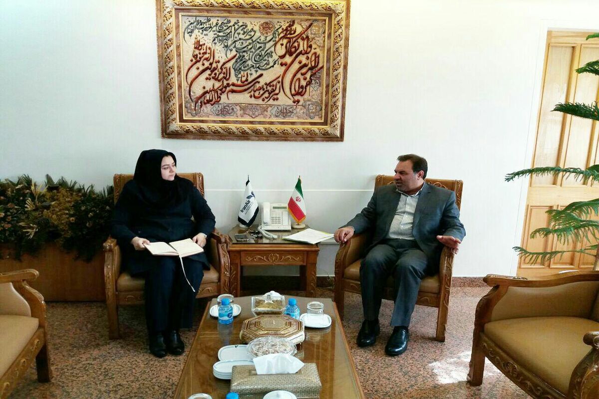 استاندار در ایران ایر