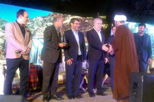 معاون رئیس جمهور از خدمات مدیرکل فرهنگ و ارشاد اسلامی لرستان تجلیل کرد