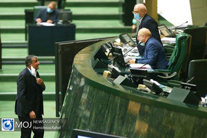 صحن علنی مجلس شورای اسلامی با حضور وزیر راه