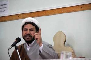 دست‌درازی به بیت‌المال و زیاده‌طلبی یک پدیده ضد ارزشی است