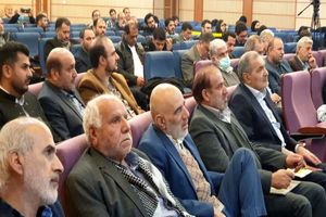 تجلیل از خانواده شهدای عملیات کربلای 5 انجام شد