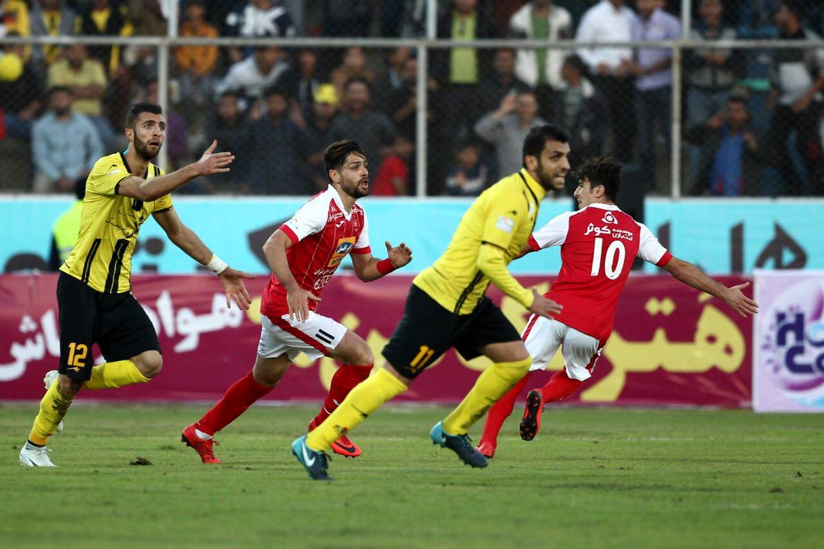 بازی پرسپولیس و پارس جنوبی جم