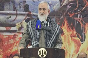 شرط نابودی استکبار ایستادگی و مقاومت است