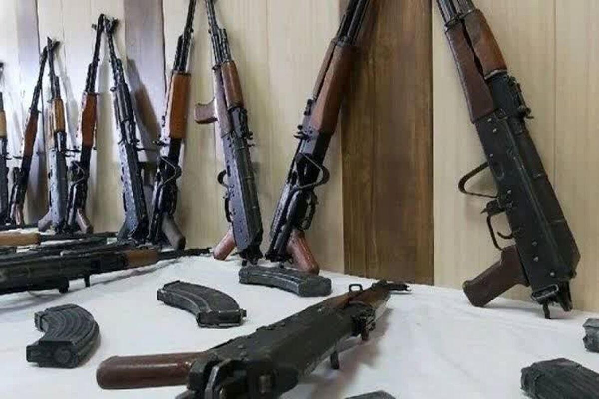 سلاح جنگی کلاشینکف
