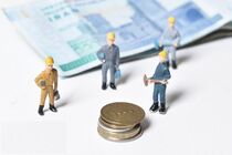 باید با در نظر گرفتن شرایط تولید، دستمزد را افزایش دهیم