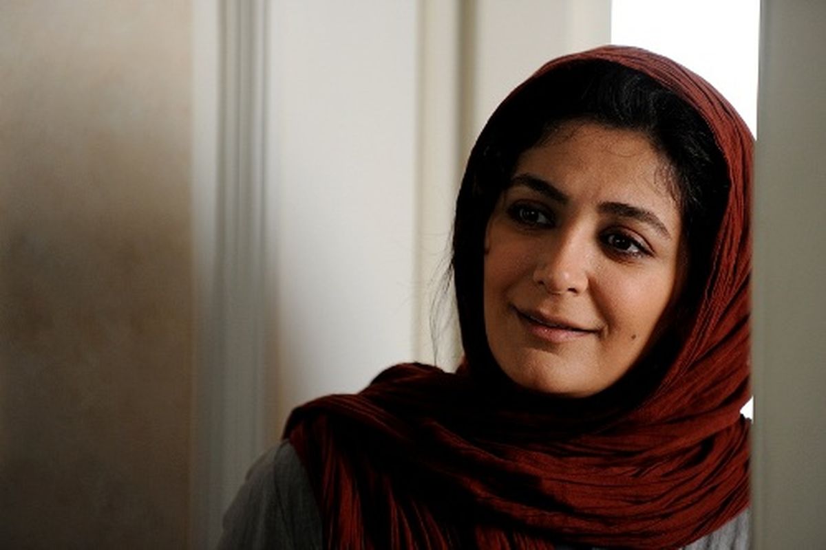 الهام کردار