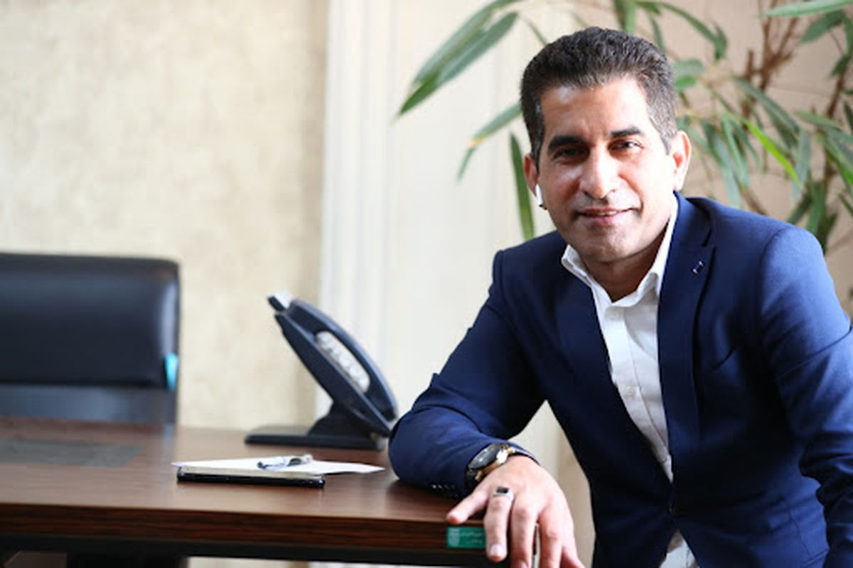 حسن کامرانی فر