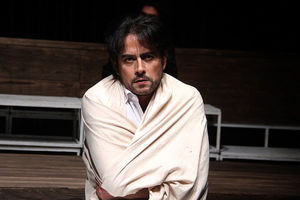 «مجلس ضربت زدن» و «بیگانه» در دو نوبت به صحنه می روند